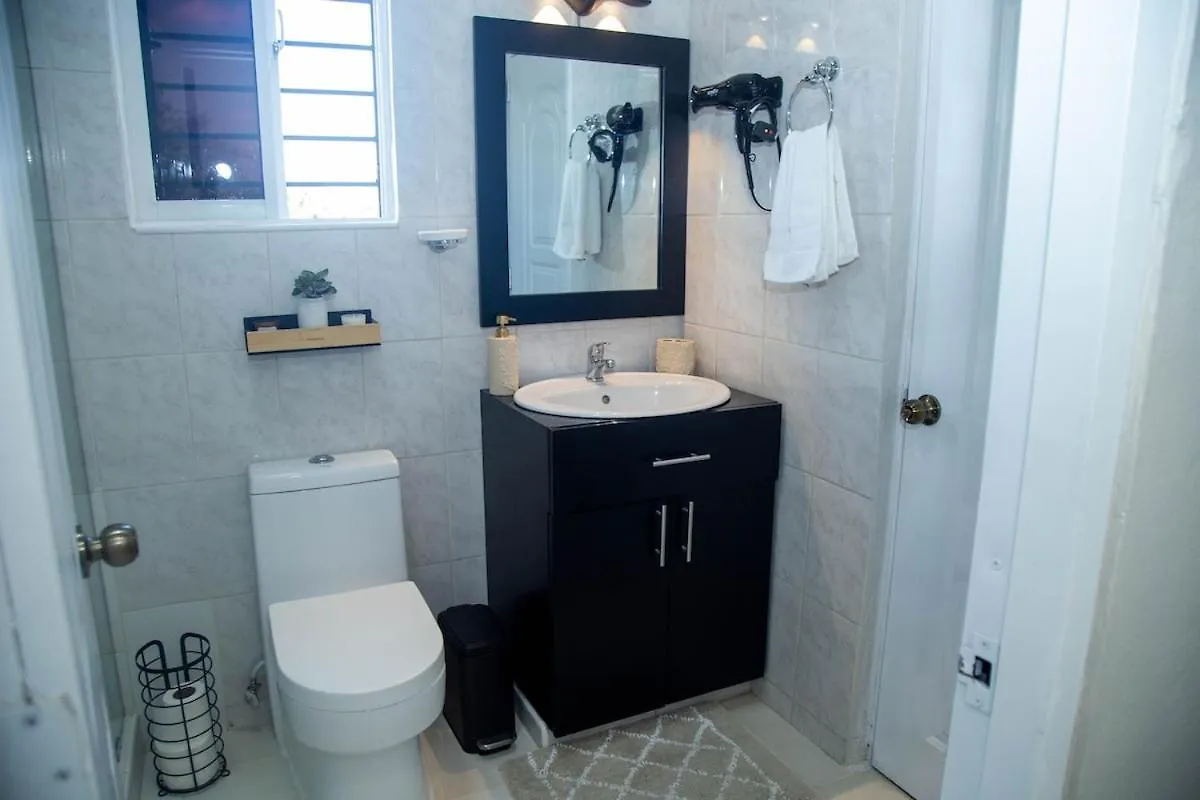Luxury 2 Bedroom Apartment